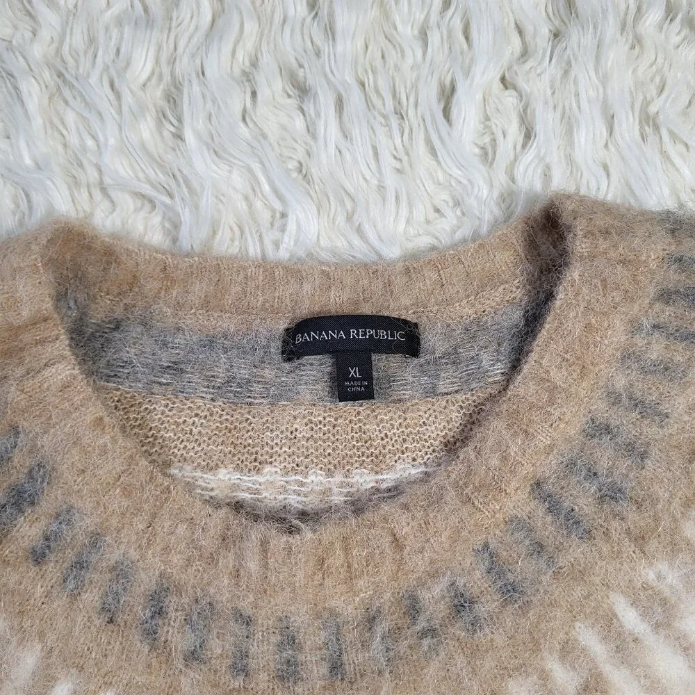 Banana Republic Alpaca Fair Isle Knit Sweater XL Beige Gray Nordic Winter Warm - Picture 6 of 9